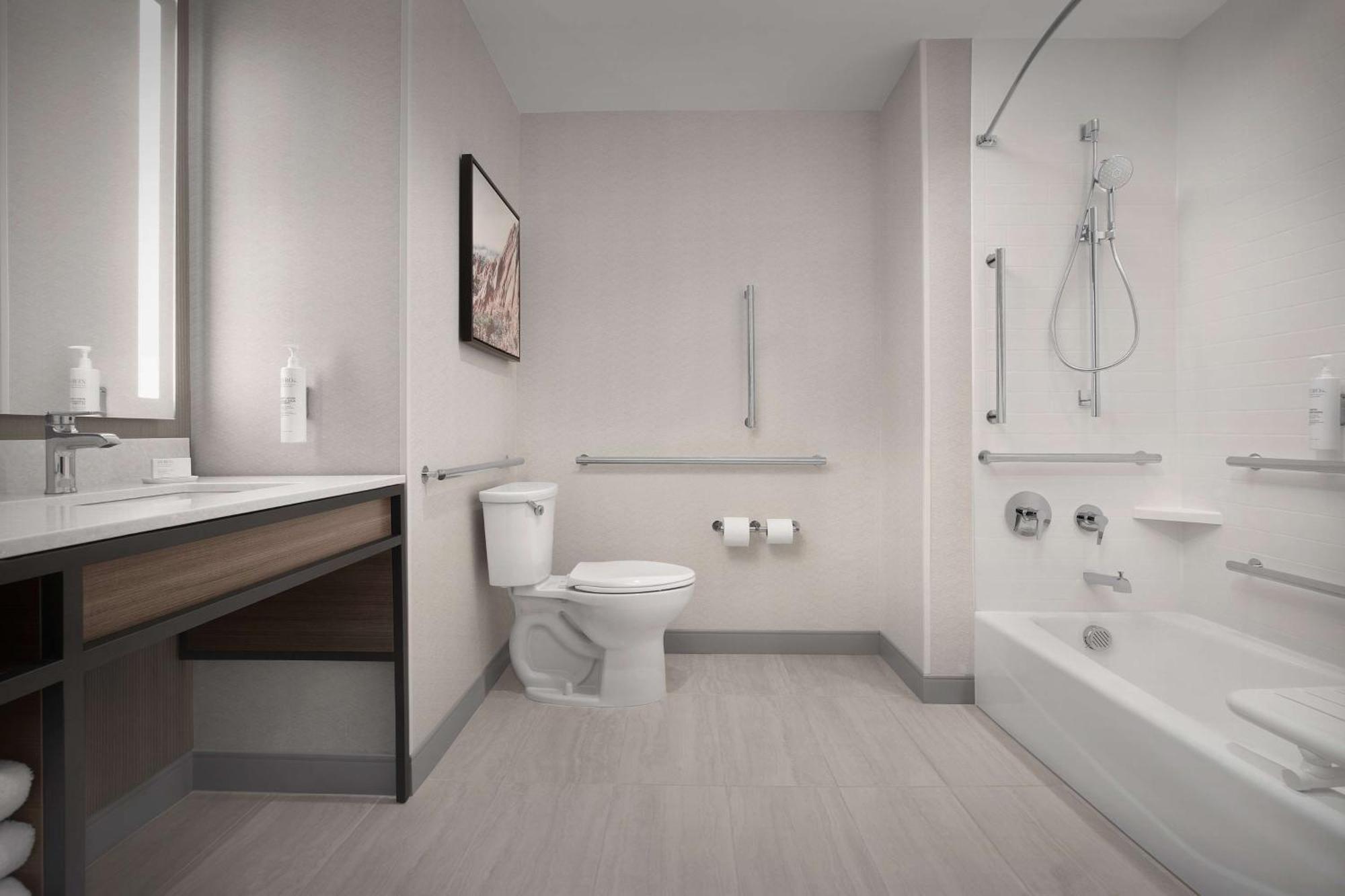 Hilton Garden Inn Denver Airport Tower Road מראה חיצוני תמונה