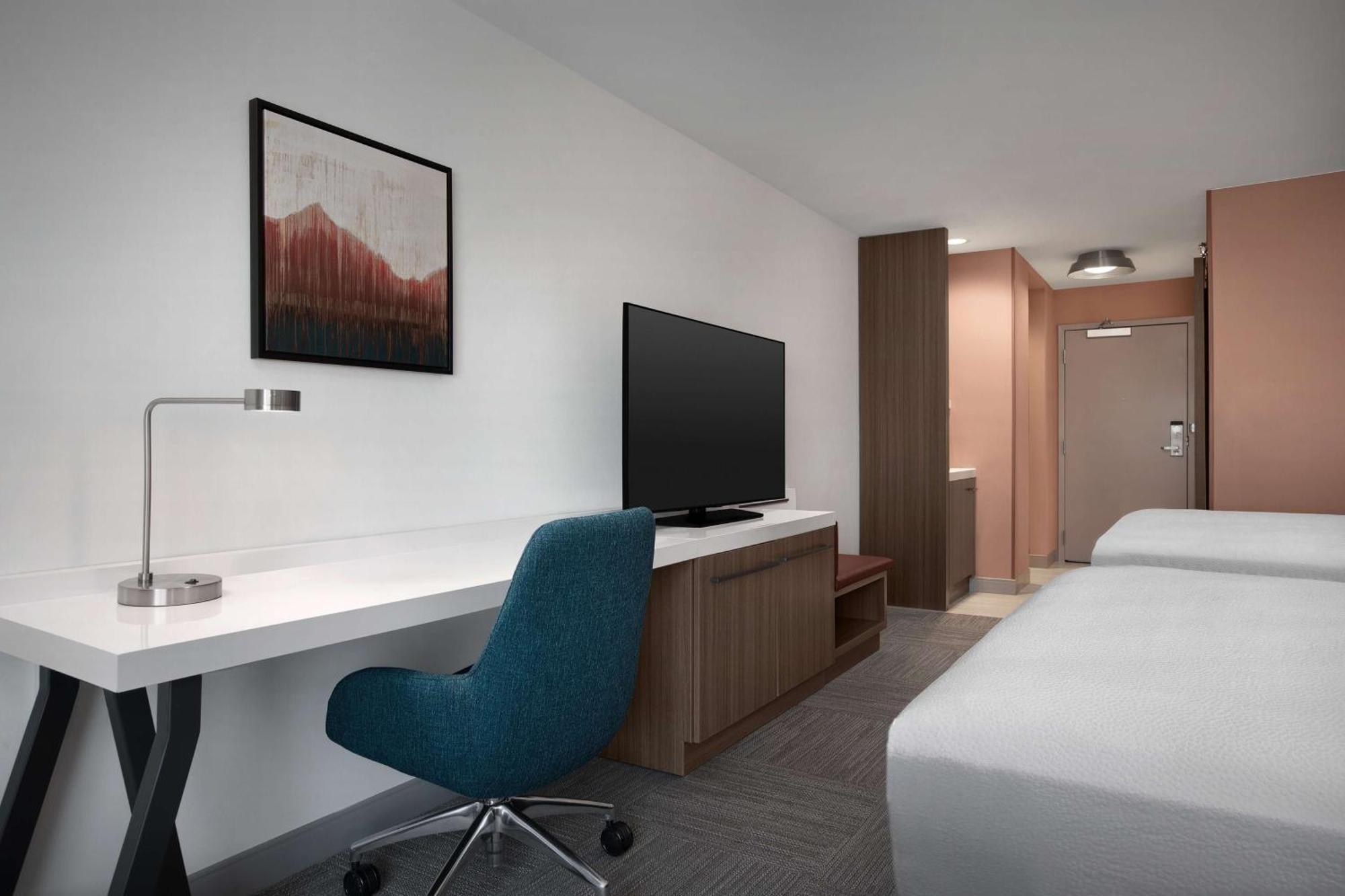 Hilton Garden Inn Denver Airport Tower Road מראה חיצוני תמונה