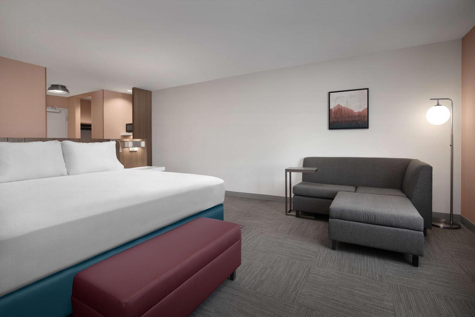 Hilton Garden Inn Denver Airport Tower Road מראה חיצוני תמונה